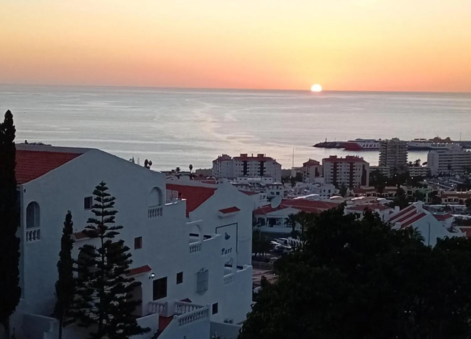 Ocean Dreams Suite Los Cristianos Hill Heated Pool contacts